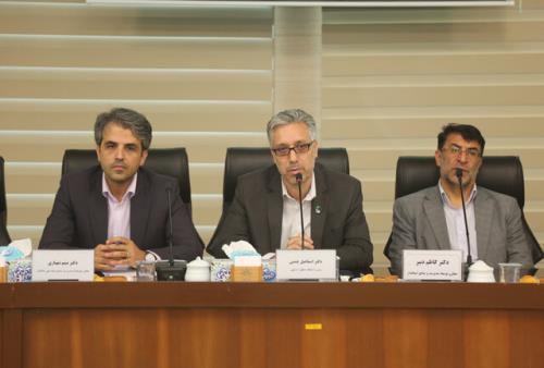 لزوم توسعه خدمات بنیاد نخبگان به نخبگان دانشگاهی