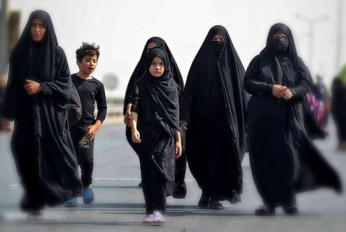 تهیه بسته های آموزشی وزارت بهداشت برای پیاده روی اربعین