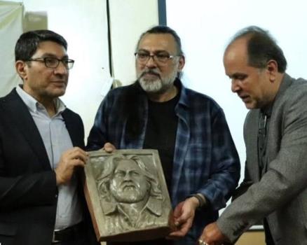 دعا کنید بروم، خیلی خسته ام