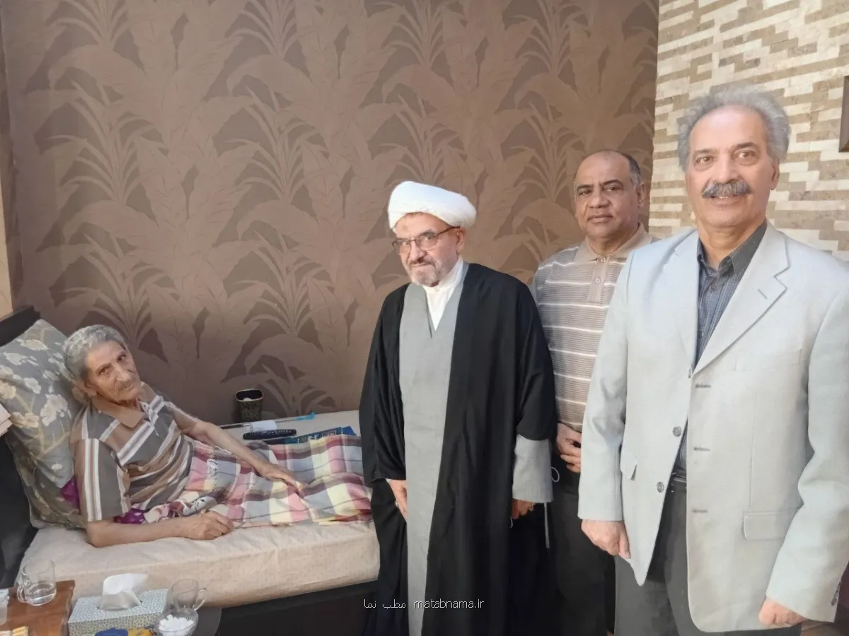 عیادت نماینده رهبری از پیشکسوت اطلاعات در آستانه صدسالگی روزنامه